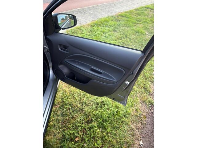 Mitsubishi SPACE STAR 1.0 Cool+