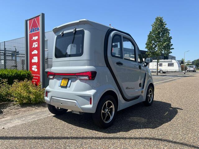 Motion Maxx 105AH Lithium | NIEUW | Elektrische ramen | Camera | Elektrisch 110 km actieradius | 105AH Lithium | Bluetooth | Airco