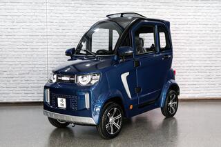 motion-mirage-ev-city-car-geen-rijb