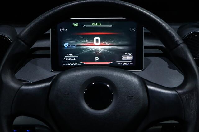 Motion Mirage EV City Car GEEN RIJBEWIJS NODIG / Achteruitrijcamera / Grote actieradius