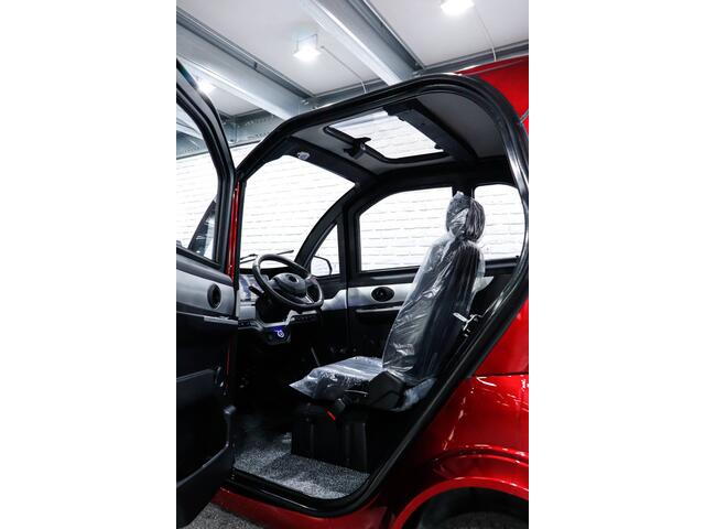 Motion Mirage EV City Car GEEN RIJBEWIJS NODIG / Achteruitrijcamera / Grote actieradius