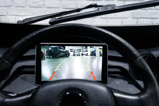 Motion Mirage EV City Car GEEN RIJBEWIJS NODIG / Achteruitrijcamera / Grote actieradius