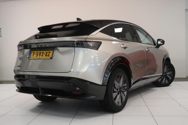 Nissan Ariya Advance 66 kWh | Warmtepomp | 22 KWH lader | 360° Camera | elektr. achterklep | Stuur & stoel verwarming |