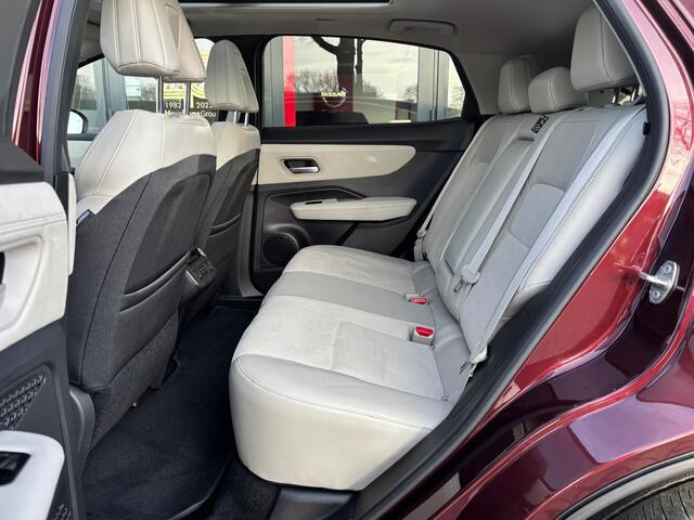 Nissan Ariya Evolve 87 kWh | | 360° RONDOMZICHT CAMERA | HEAD-UP DISPLAY | BOSE AUDIO | STOELVERWARMING | SCHUIFDAK | TREKHAAK |