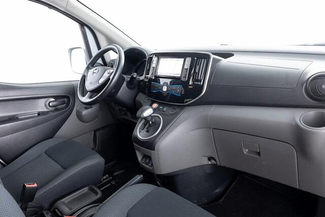Nissan E-NV200 40 kWh Connect Edition 7p | AIRCO | AUTOMAAT | NAVI