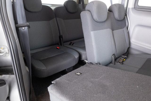 Nissan E-NV200 40 kWh Connect Edition 7p | AIRCO | AUTOMAAT | NAVI