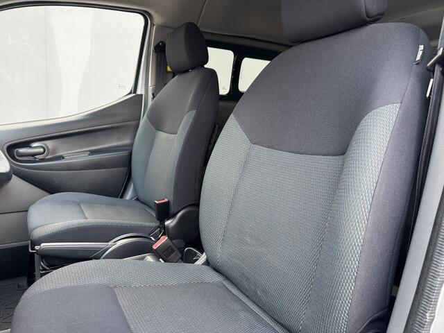 Nissan E-NV200 Evalia Connect Edition / Invalide Auto - Rolstoelvervoer / Automaat / 5 Zitplaatsen + Rolstoelplek / Hoogteverstelbaar / Camera / Navigatie / Stoel & Stuurverwarming /