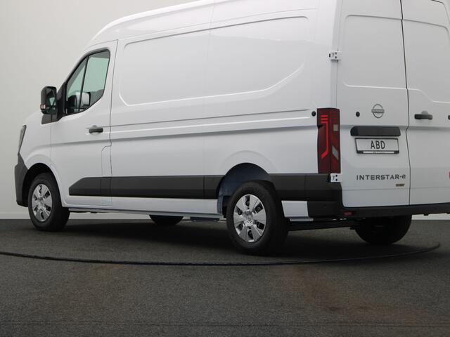 Nissan INTERSTAR Interstar-e Gesloten Bestel L2H2 3.5T 87 kWh 143 1AT Limited | 7" TFT kleuren instrumentenpaneel | Achteruitrijcamera | Cruise control met snelheidsbegrenzer