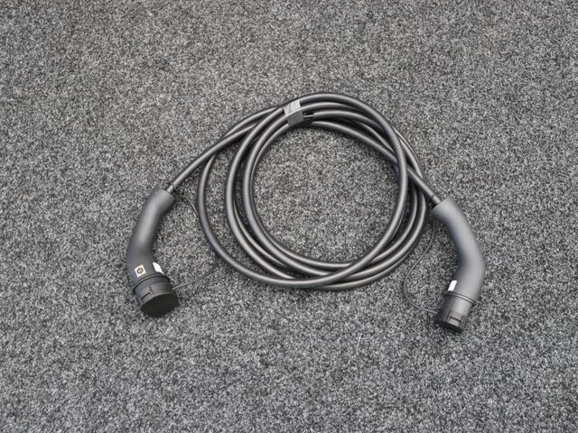 Nissan INTERSTAR Interstar-e Gesloten Bestel L2H2 3.5T 87 kWh 143 1AT Limited | 7" TFT kleuren instrumentenpaneel | Achteruitrijcamera | Cruise control met snelheidsbegrenzer