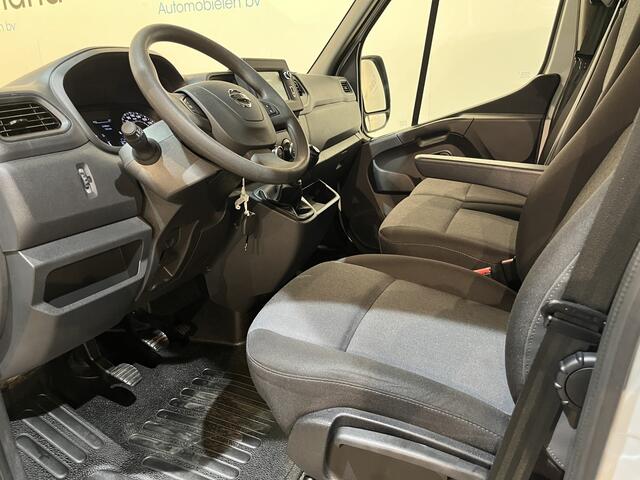 Nissan INTERSTAR 2.3 L3 DC 145 PK / Open Laadbak / Dubbel Cabine 7 Pers. / Trekhaak 3500 KG / Airco / Cruise Control / CarPlay / Dubbel Lucht / 21.500 KM !!