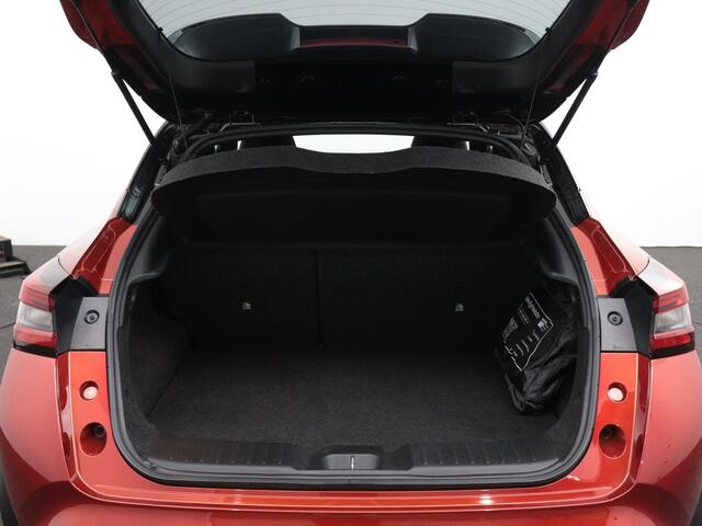 Nissan JUKE 1.6 - 143PK Hybrid N-Design | Climate Control | Navigatie | Half-Lederen bekleding | Lichtmetalen velgen | Parkeersensoren | LED Lampen | Camera |