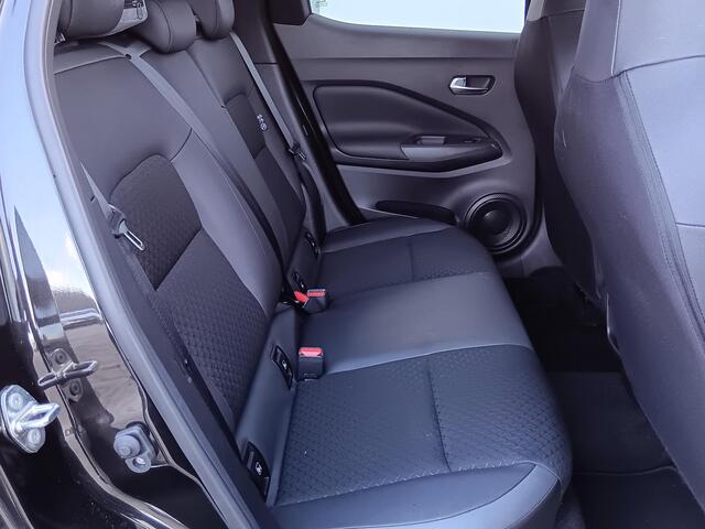 Nissan JUKE 1.6 Hybrid 143 N-Connecta Climate Control / Apple Carplay-Android Auto / Parkeersensoren V+A+Camera