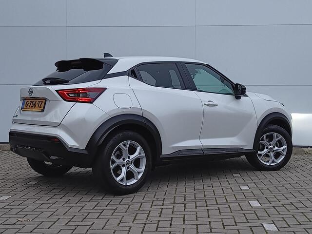 Nissan JUKE 1.0 DIG-T N-Connecta Apple Carplay / Parkeersensoren + Camera / Climate Control / Keyless Entry