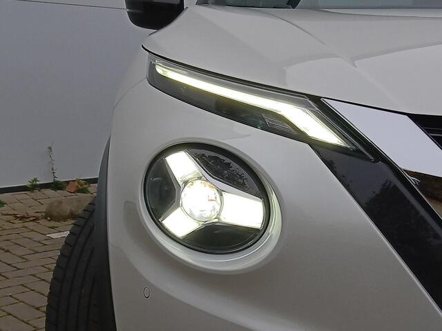 Nissan JUKE 1.0 DIG-T N-Connecta Apple Carplay / Parkeersensoren + Camera / Climate Control / Keyless Entry