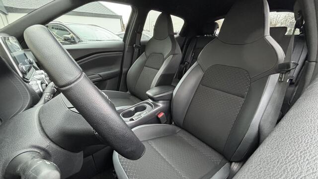 Nissan JUKE 1.6 Hybrid 143 N-Connecta