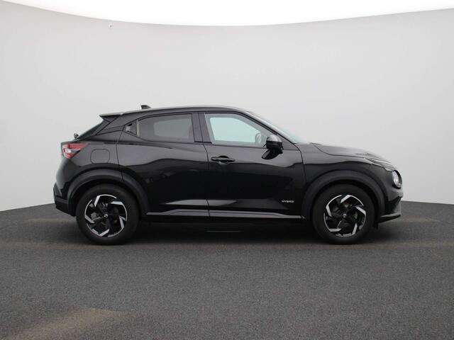 Nissan JUKE 1.6 Hybrid N-Connecta 143pk | Automaat | Navigatie | Achteruitrijcamera | Half-Leder | Parkeersensoren voor & achter | Apple CarPlay & Android Auto
