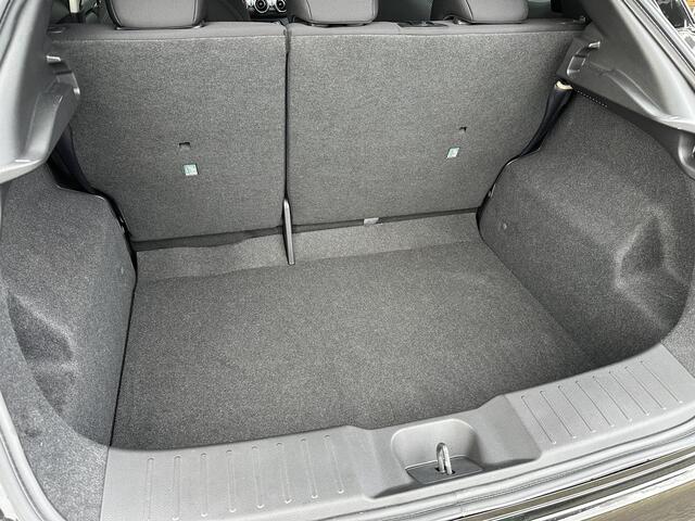Nissan JUKE 1.0 DIG-T N-Connecta | Stoelverwarming | Achteruitrij camera | Navigatie |