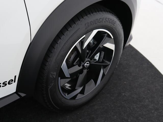 Nissan JUKE DIG-T 114 Business Design | Carplay | Parkeersensoren | Climate Control | Achteruitrijcamera | Verwarmbare Stoelen + Stuurwiel + Voorruit