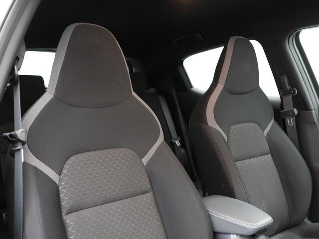 Nissan JUKE 1.0 DIG-T Enigma Automaat | Sportstoelen | Navigatie | Camera | Stoelverwarming | Apple Carplay | DAB | L.M. 19" |