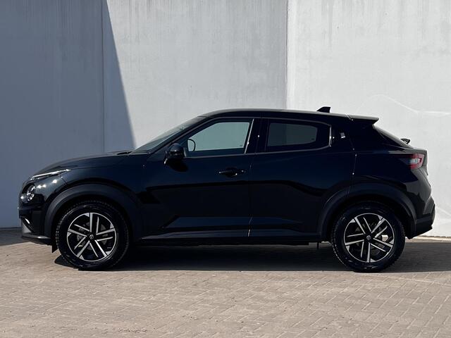 Nissan JUKE 1.0 DIG-T N-Connecta Automaat / Dealer onderhouden / Stuur-, stoel- en voorruitverwarming / Camera / Navigatie / Apple Carplay Android Auto / All Season banden 17"/