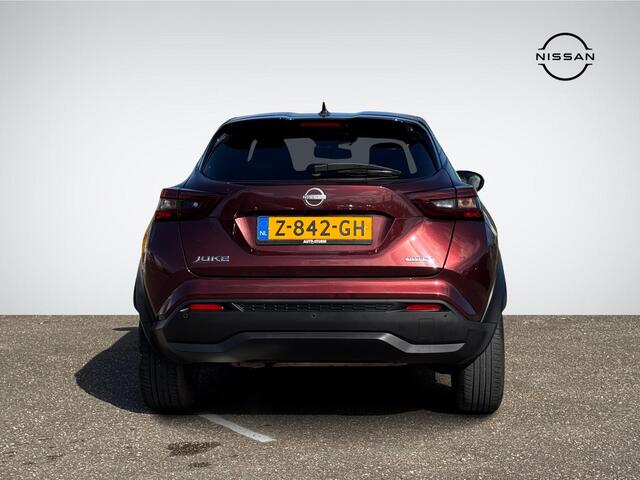 Nissan JUKE 1.6 Hybrid N-Connecta Parking Pack
