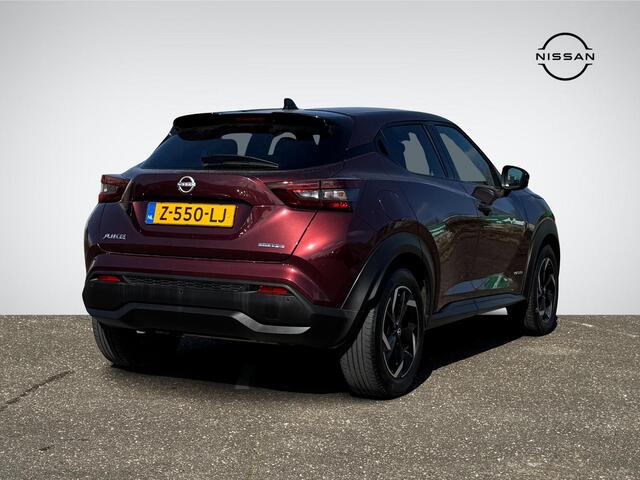 Nissan JUKE 1.6 Hybrid N-Connecta Parking Pack