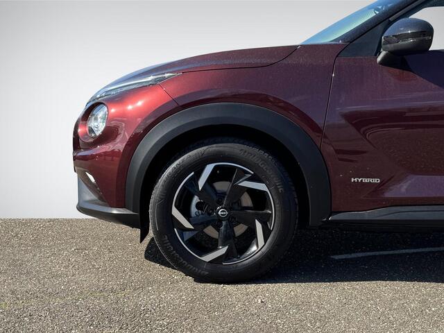 Nissan JUKE 1.6 Hybrid N-Connecta Parking Pack