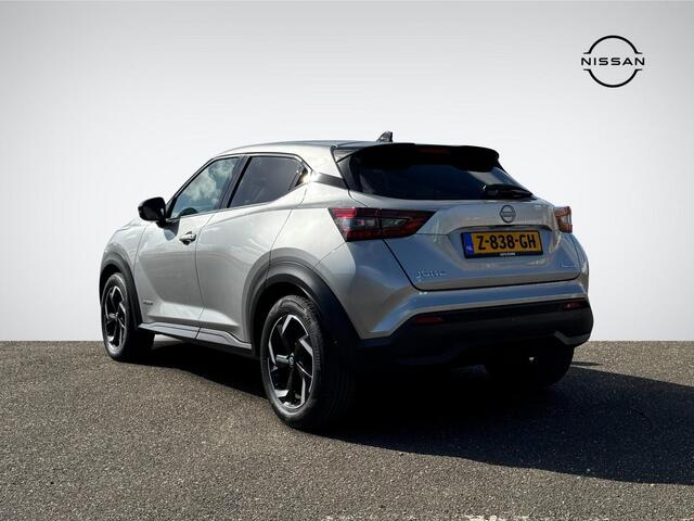 Nissan JUKE 1.6 Hybrid N-Connecta Parking Pack