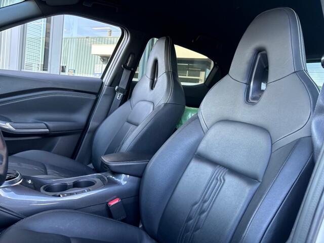 Nissan JUKE 1.6 HYBRIDE TEKNA AUTOMAAT LEDER LMV PDC-360GR CARPLAY