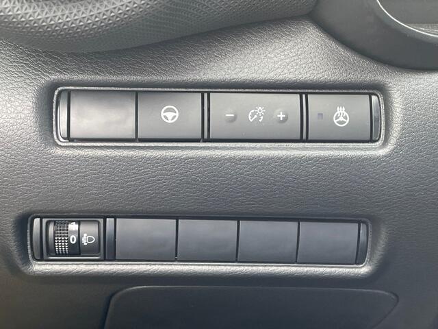 Nissan JUKE 1.6 Hybrid N-Connecta Automaat Navigatie, Pro-Pilot, Climate Control, 360 Camera, LED, 17"Lm, Stoel/Stuurverwarming