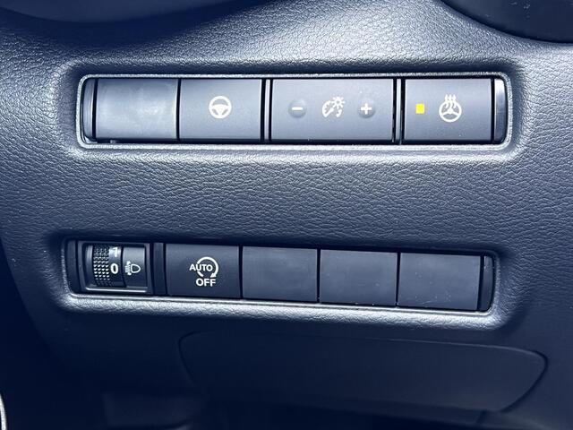 Nissan JUKE 1.0 DIG-T Tekna Automaat / Weinig km / Dealer onderhouden / Pro Pilot / Adapt. CC / Dode hoek detectie / Stuur-, stoel- en voorruitverwarming / Navi / Apple Carplay Android /