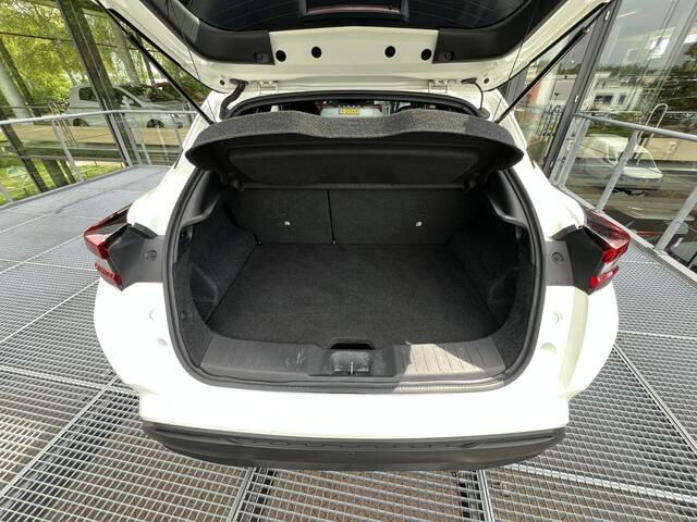 Nissan JUKE 1.0 DIG-T N-Connecta | Navigatie | Achteruitrijcamera | Stoelverwarming | Voorruitverwarming