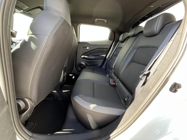 Nissan JUKE 1.6 Hybrid N-Sport Automaat / ** ¤4.250,- KORTING ** / Nieuw uit voorraad leverbaar! / Cold Light- en Technology Pack / 360° Camera / Apple Carplay & Android Auto / Keyless Entry & Start / Navigatie full map /Adaptieve Cruise Control / DAB Radio