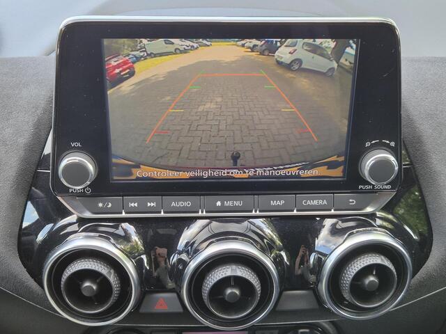 Nissan JUKE 1.0 DIG-T N-Design Automaat / Trekhaak Afneembaar / BOSE Audio Systeem / Interieur-pakket / Cold Climate Pack / Stoelverwarming voor / Achteruitrijcamera /