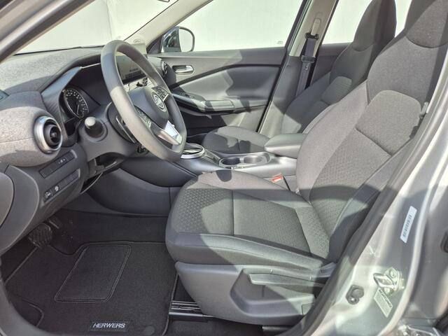 Nissan JUKE 1.0 DIG-T DCT Automaat N-Connecta Automaat / Apple Carplay Android Auto / Allseason banden / Stoelverwarming / Achteruitrijcamera / Navigatie / Cruise control / Climate control / Elektrische ramen voor en achter /