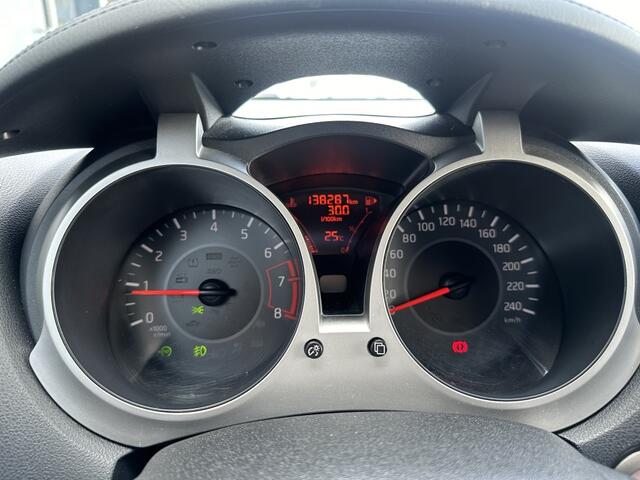 Nissan JUKE 1.2 N-Connecta / Navi / Camera