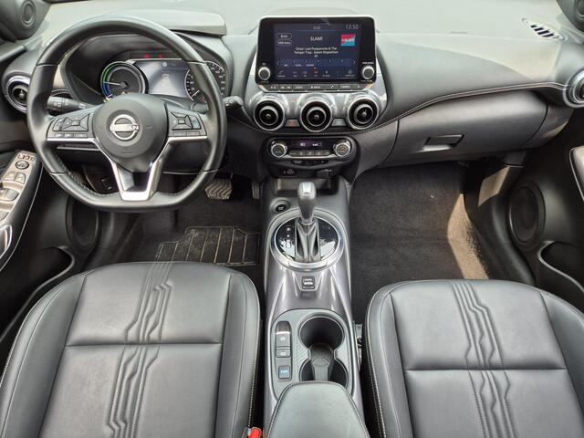 Nissan JUKE 1.6 Hybrid Tekna Automaat / Navigatie via Apple Carplay of Android Auto / Rondomzicht camera / Keyless Entry/Start / Adaptief CC / Climate control / Bose Audio Systeem / Lichtmetalen wielen 19" /