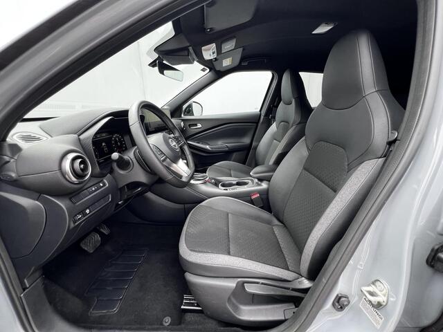 Nissan JUKE 1.0 DIG-T N-Connecta DCT Automaat / Cold pack / Allseason banden / Apple Carplay Android Auto / 17" LM wielen / Achteruitrijcamera / Stuur-, Stoel en voorruitverwarming / Navigatie / Climate control /