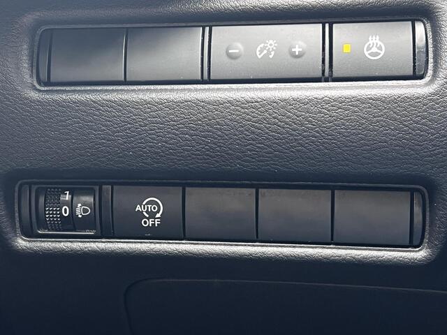Nissan JUKE 1.0 DIG-T N-Connecta DCT Automaat / Cold pack / Allseason banden / Apple Carplay Android Auto / 17" LM wielen / Achteruitrijcamera / Stuur-, Stoel en voorruitverwarming / Navigatie / Climate control /