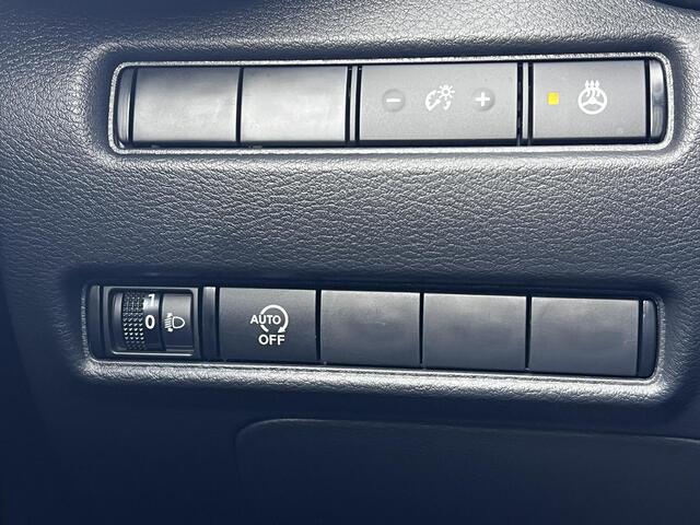 Nissan JUKE 1.0 DIG-T N-Connecta DCT Automaat / Trekgewicht 1.250 kg / Cold pack / Stuur-, Stoel en voorruitverwarming / Navigatie / Apple Carplay Android Auto / Achteruitrijcamera / Climate control / 17" LM wielen