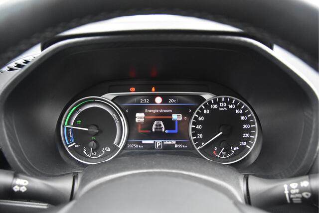 Nissan JUKE 1.6 Hybrid Business Design