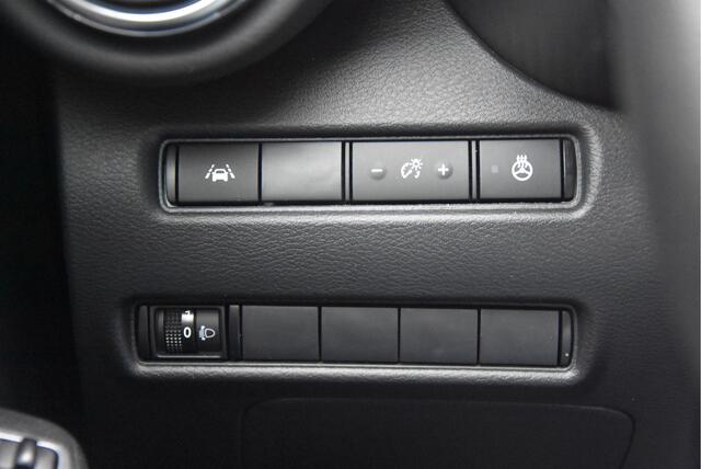 Nissan JUKE 1.6 Hybrid Business Design