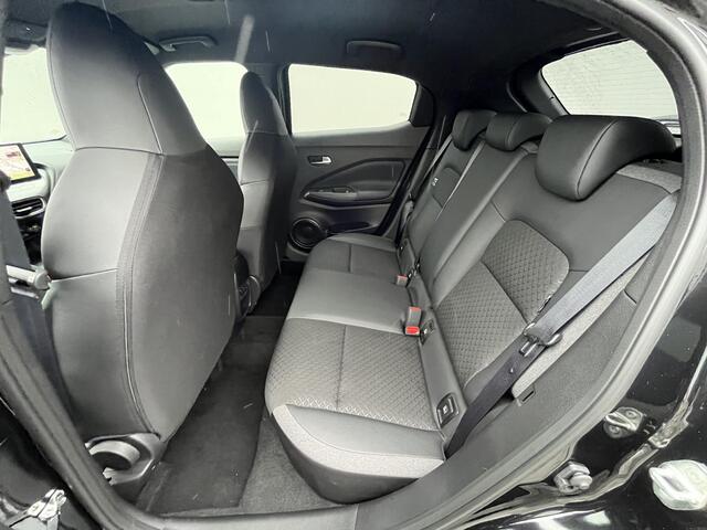 Nissan JUKE 1.0 DIG-T N-Connecta / Achteruitrijcamera / Apple Carplay & Android Auto / Keyless Entry & Start / Navigatie full map / Cruise- en Climate Control / Stuur- en Stoelverwarming / Parkeersensoren voor en achter