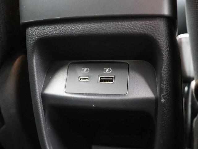 Nissan JUKE 1.0 DIG-T N-Connecta | Navigatie | Achteruitrijcamera | Keyless entry | Climate control | Stoelverwarming | Apple carplay/Android auto |