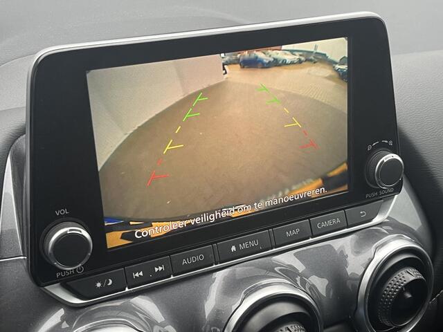 Nissan JUKE 1.6 Hybrid N-Design / Achteruitrijcamera / Stuur- en Stoelverwarming / Voorruitverwarming / Cruise- en Climate Control / Apple Carplay & Android Auto / Keyless Entry & Start / Navigatie full map / Parkeersensoren voor en achter /