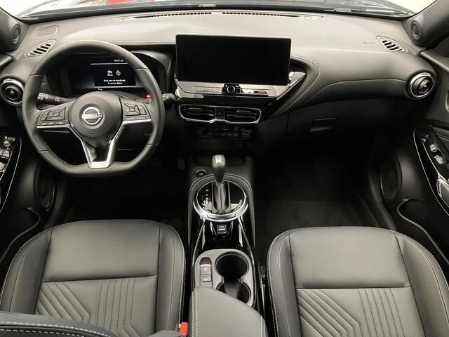 Nissan JUKE 1.6 Hybrid Tekna / ¤3500,- Eindejaarsvoordeel / Nieuw uit Voorraad Leverbaar / Lederen Bekleding / Bose Premium Audio / Technology Pack /Stoel- en Stuurverwarming / Voorruitverwarming / 19 Inch Velgen /