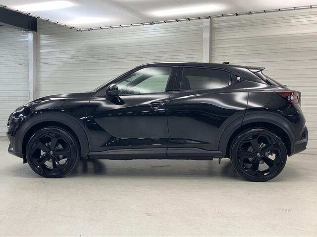 Nissan JUKE 1.6 Hybrid Tekna / ¤3500,- Eindejaarsvoordeel / Nieuw uit Voorraad Leverbaar / Lederen Bekleding / Bose Premium Audio / Technology Pack /Stoel- en Stuurverwarming / Voorruitverwarming / 19 Inch Velgen /