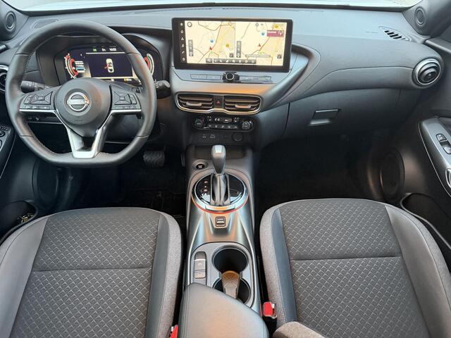 Nissan JUKE 1.0 DIG-T DCT N-Connecta Automaat / Fabrieksgarantie tot 05-2028 / Camera / Navigatie / Stoel & Stuurwiel verwarming / Apple Carplay & Android Auto / DAB / All Season Banden /