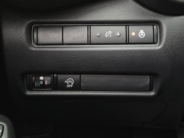 Nissan JUKE 1.0 DIG-T N-Connecta Handgeschakeld / Fabrieksgarantie tot 05-2028 / Cold Pack Light / Trekgewicht 1250 kg / Cruise control / Apple Carplay Android Auto / Achteruitrijcamera / Stuur- & Stoel verwarming / Navigatie /