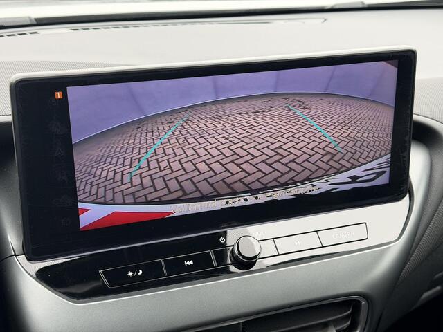 Nissan JUKE 1.0 DIG-T N-Connecta / Fabrieksgarantie tot 4-2028 / Navigatie / Camera / Stoel Verwarming / Stuurwiel Verwarming / Apple Carplay & Android Auto / Cruise Control / Clima / PDC /